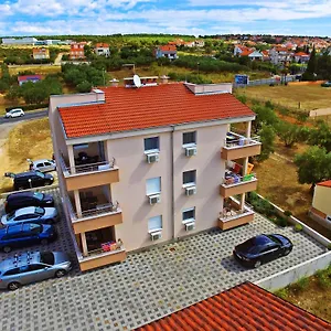 Ivana Apartman